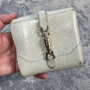 Gucci Guccissima Leather GG Logo Compact Bifold Wallet Piston Jackie Ivory
